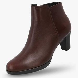 NWOT..MAYA"BROWN LEATHER BOOTS